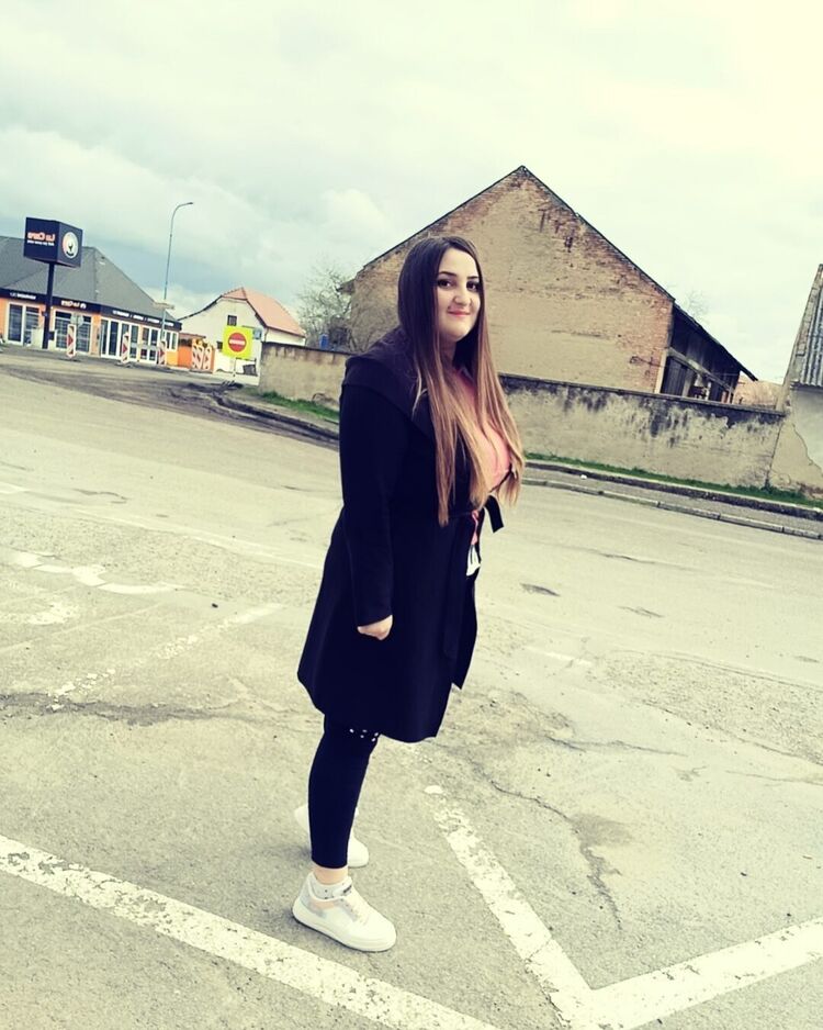  43073154  OLGA, 32 ,    