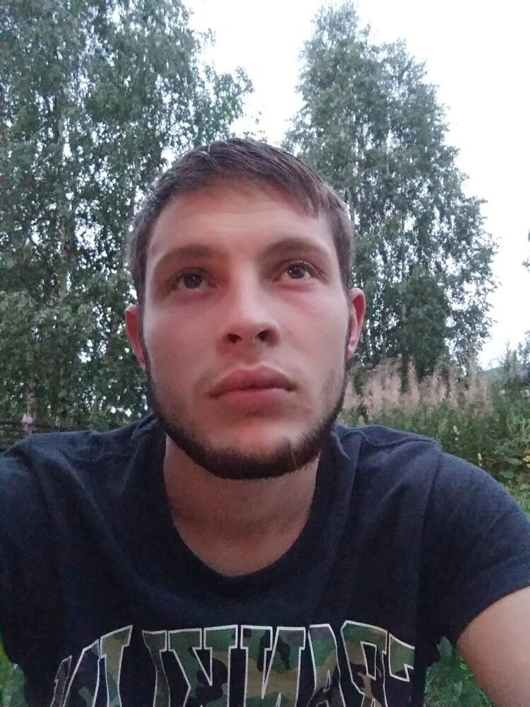  14814014  Nicolae, 33 ,    