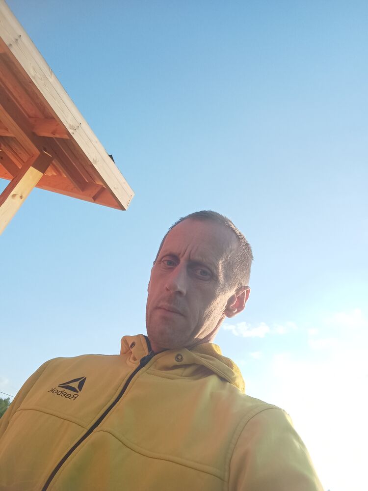  51703684  , 44 ,    