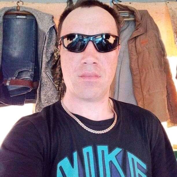  25455004  Bogdan, 37 ,    