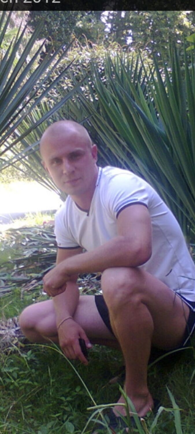  42009464  , 40 ,    