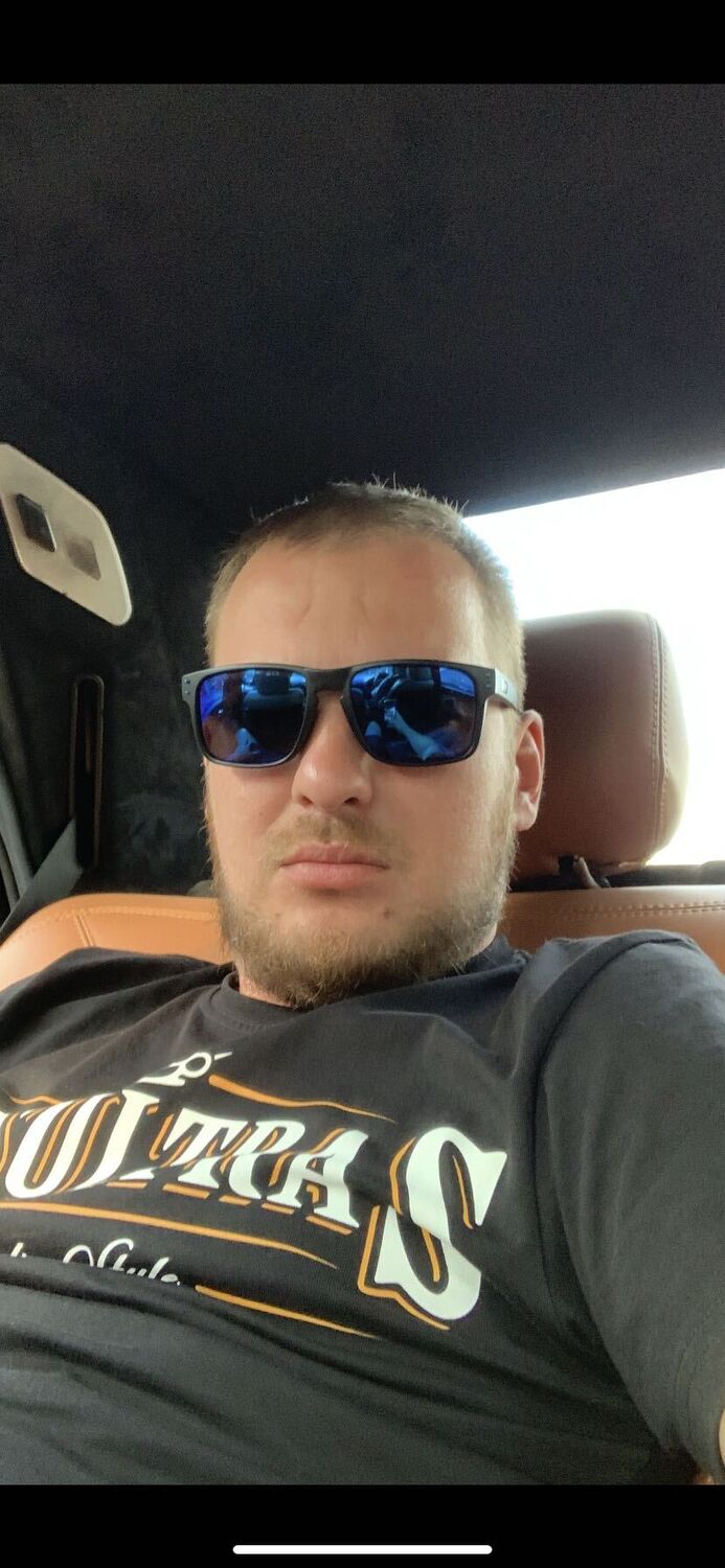  ,   Alex, 36 ,   ,   