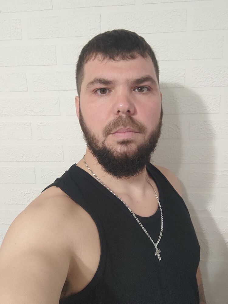  53974324  Arsen, 35 ,    