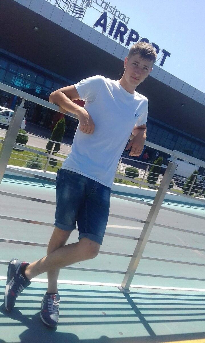  ,   Victor, 26 ,   ,   , c 