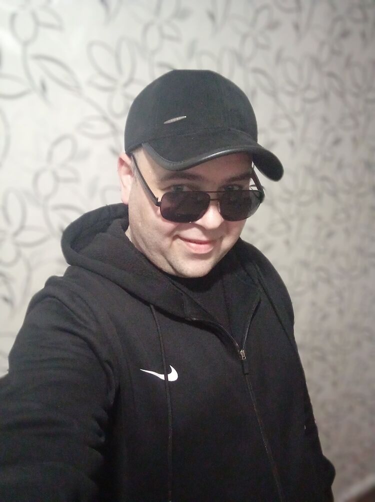   ,   Vladimir, 39 ,   c 