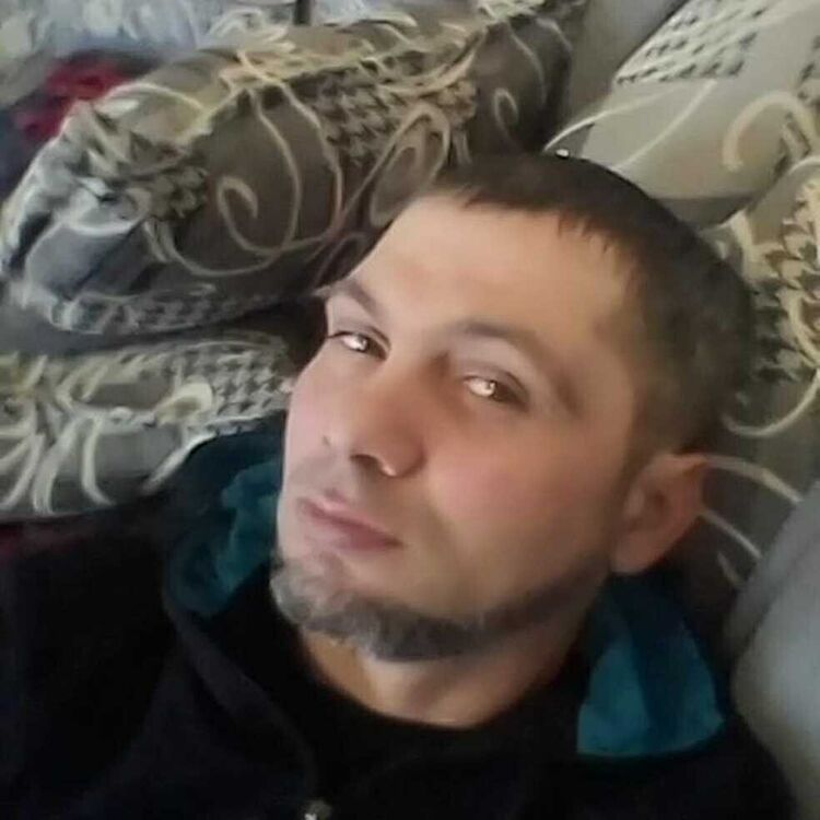  29408114  Huligan, 45 ,    