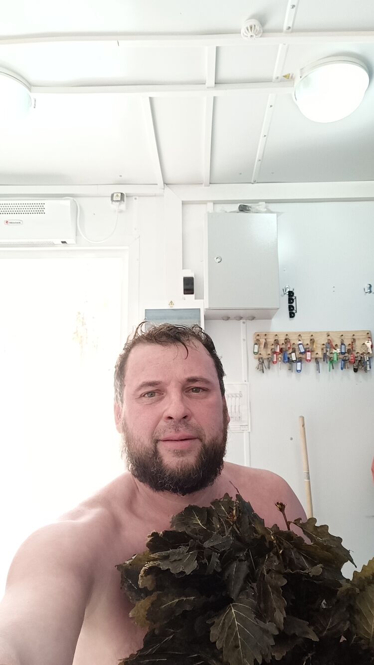  51097704  , 44 ,    