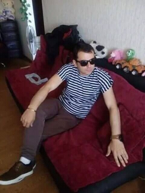  15314324  BaBNIK, 35 ,    