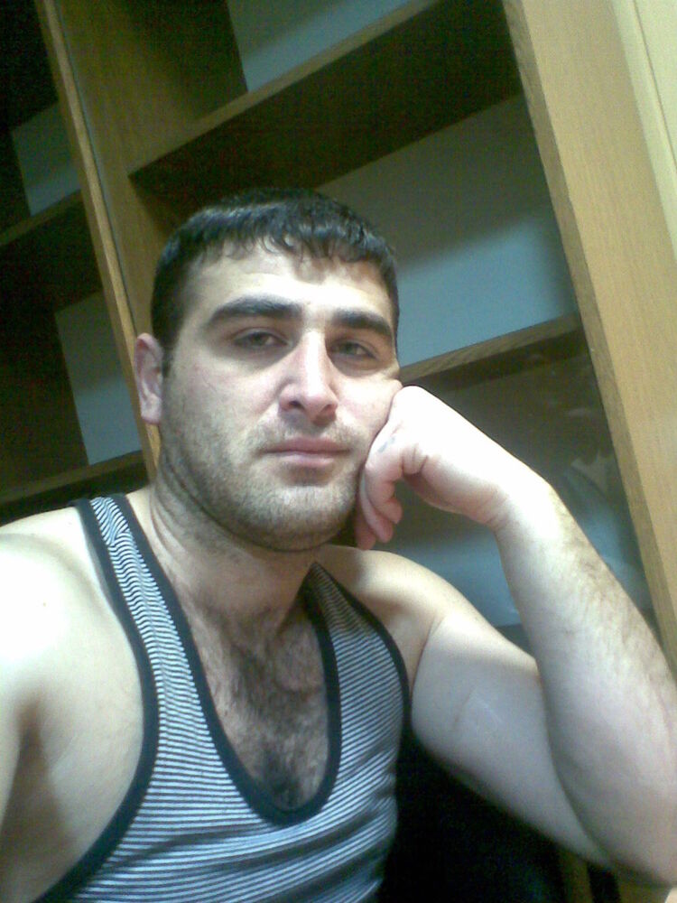  8280494  , 36 ,    