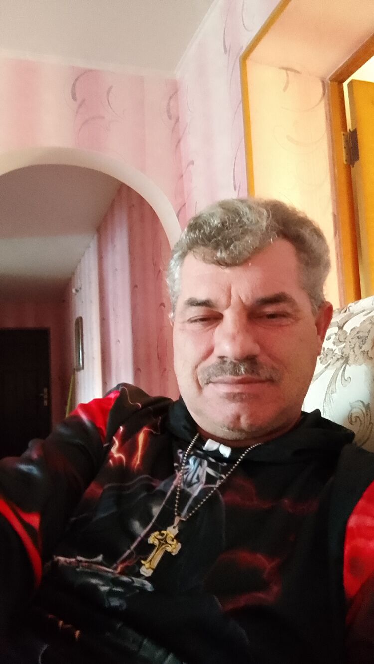  40898524  , 51 ,    