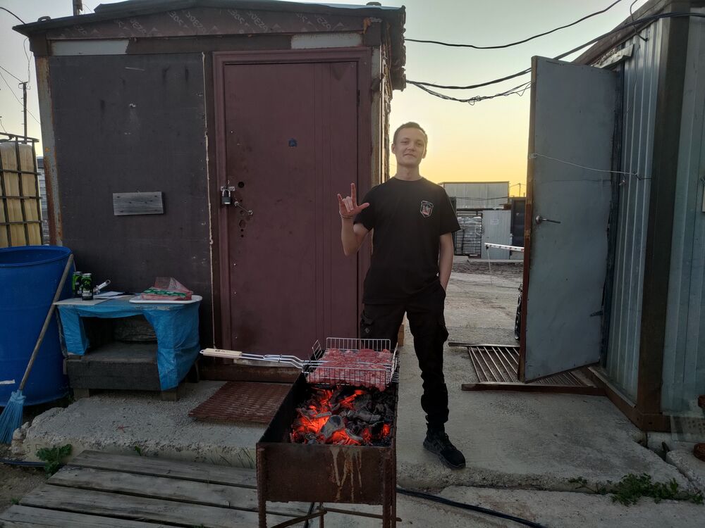  51872794  Vlad, 25 ,    