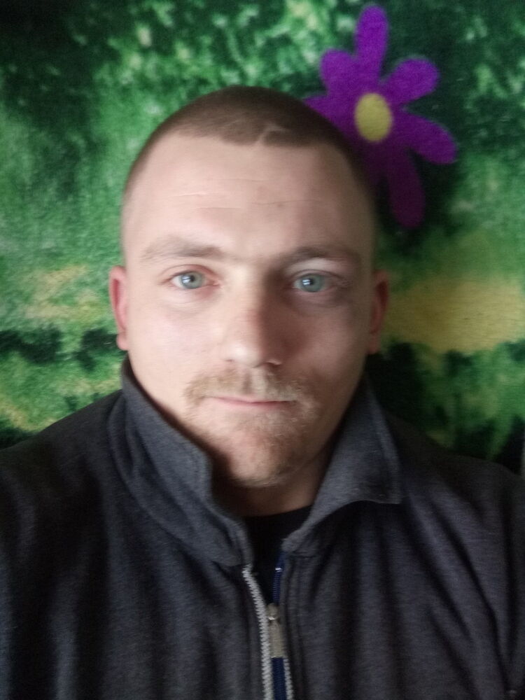  ,   Aleksei, 34 ,   