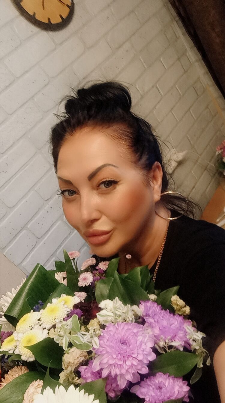  53411274  Alena, 41 ,    