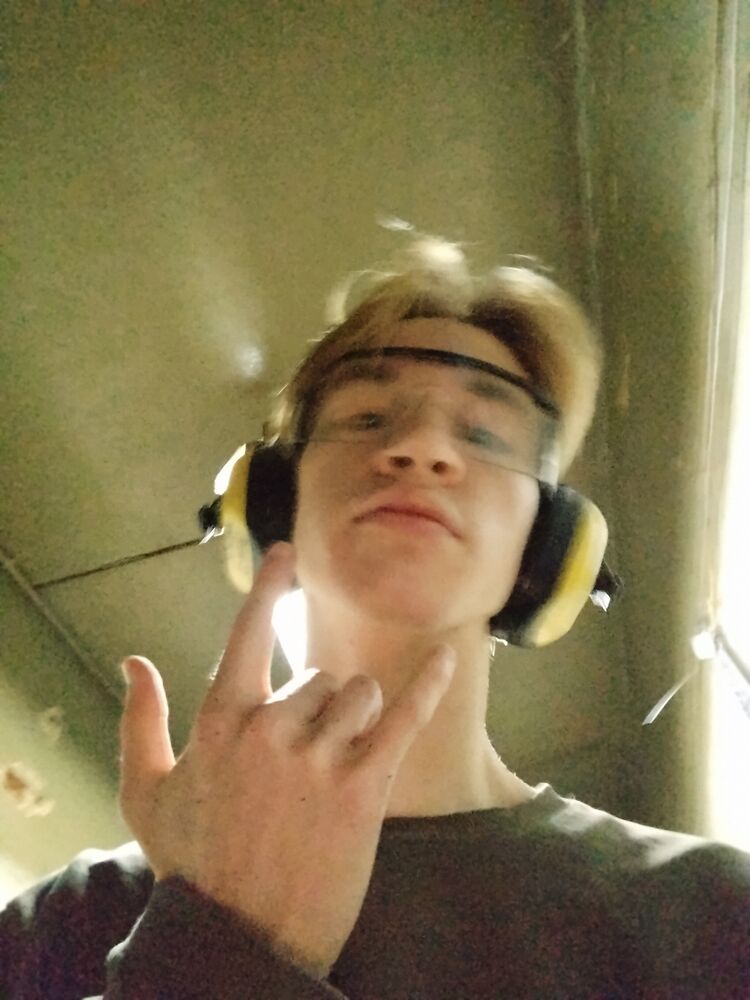  53987044  Kostya, 20 ,    