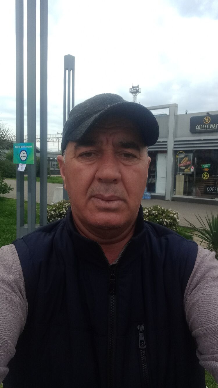  ,   Gusin, 49 ,   ,   