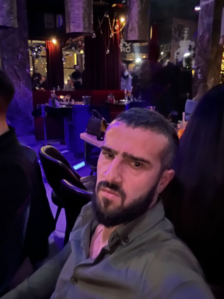  49365144  , 31 ,    