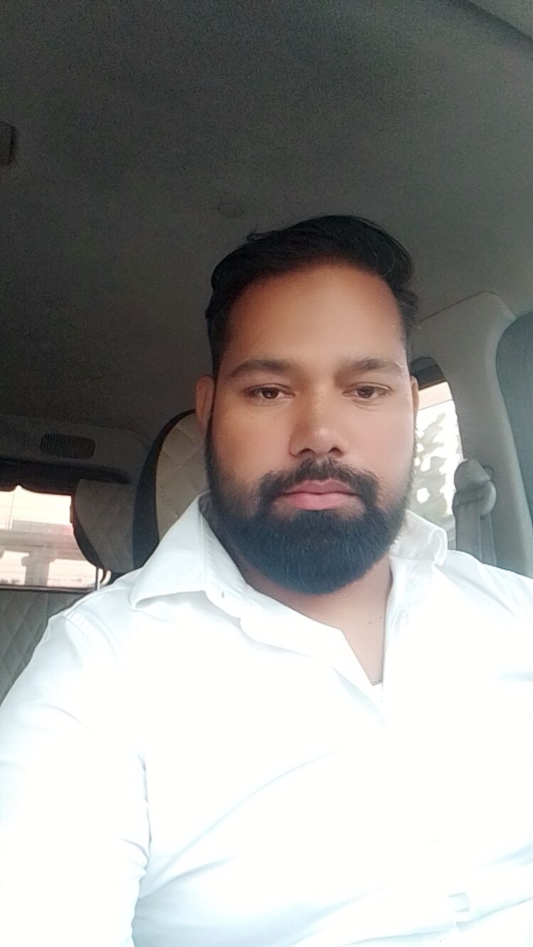  47441314  Om yadav, 34 ,    Lucknow