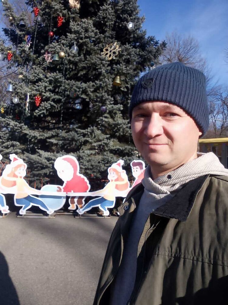 ���������� ����������, ���� ������� Hot, 44 ����, ������������ ��� ������, ���������