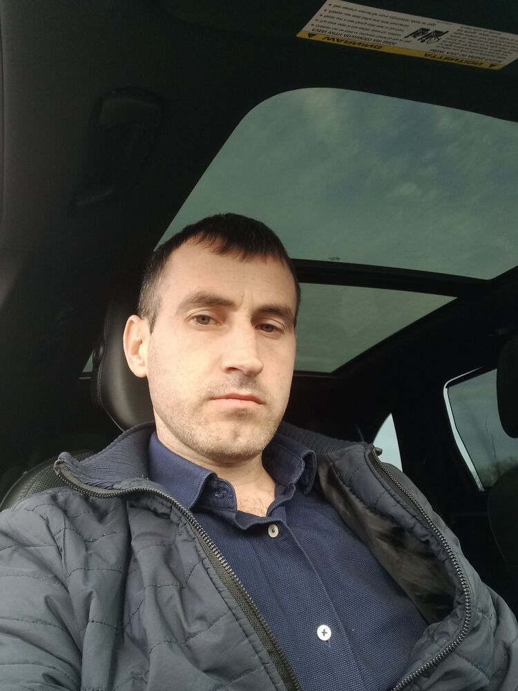  41292054  Vadim, 37 ,    