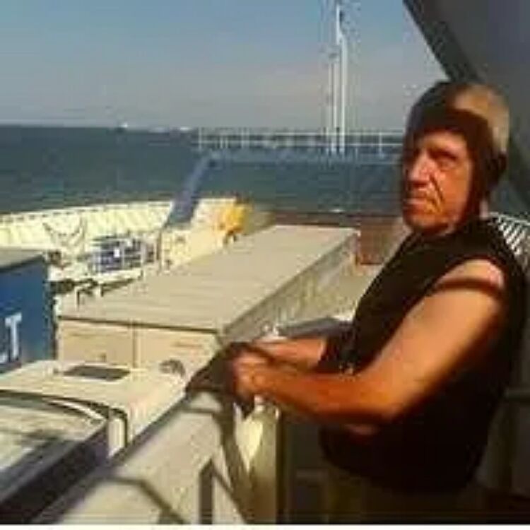 ���� 27279384 ������� ����, 71 ���, ���� ���������� � �������-�������