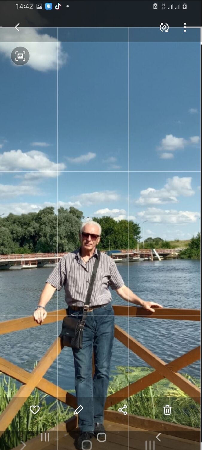  30530974  , 64 ,    