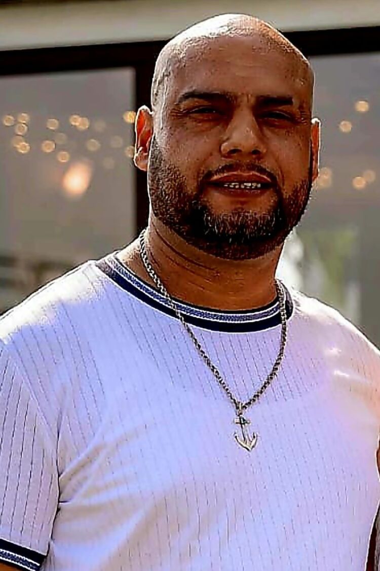 ���� 37158234 ������� Medamine, 43 ����, ���� ���������� � Tunis