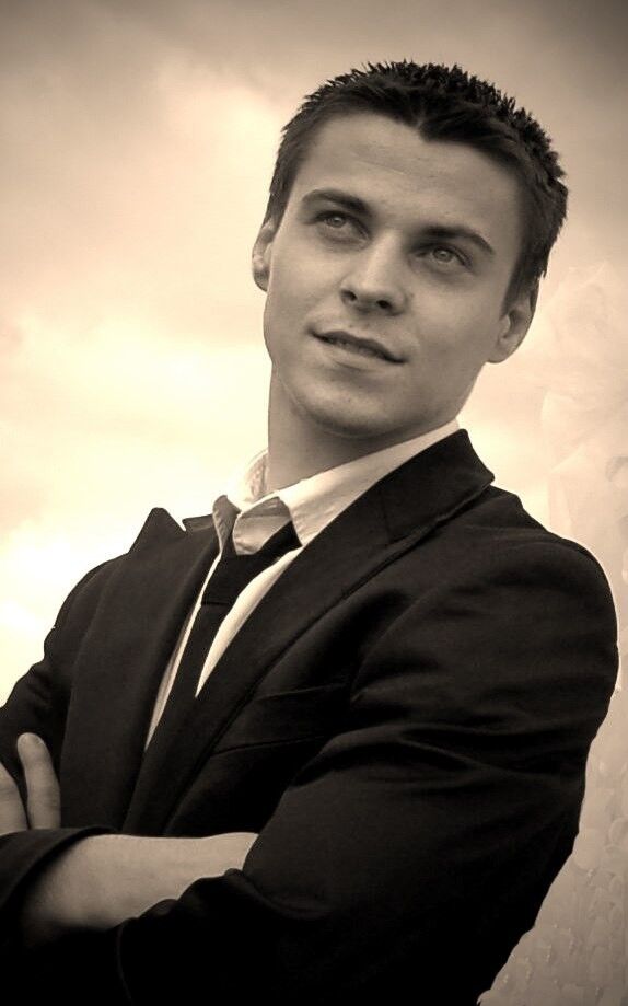  11008044  Andrey, 35 ,    