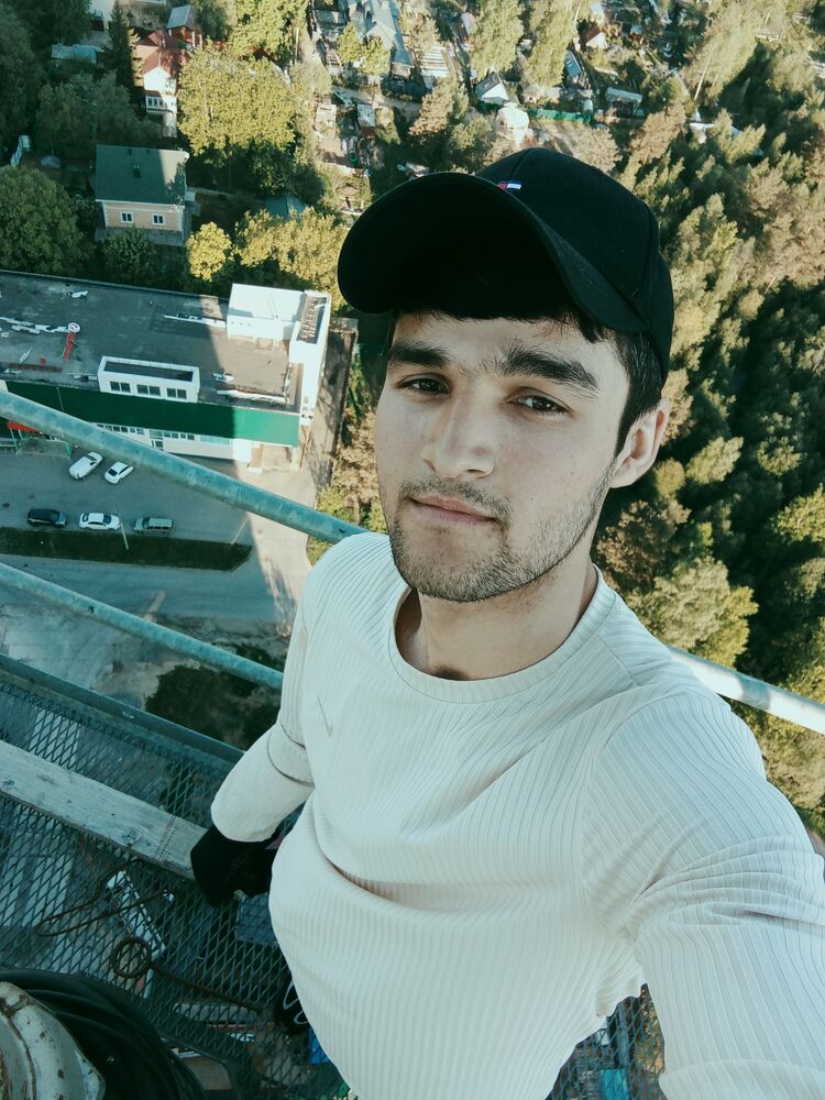  53753444  FAYZ, 25 ,    