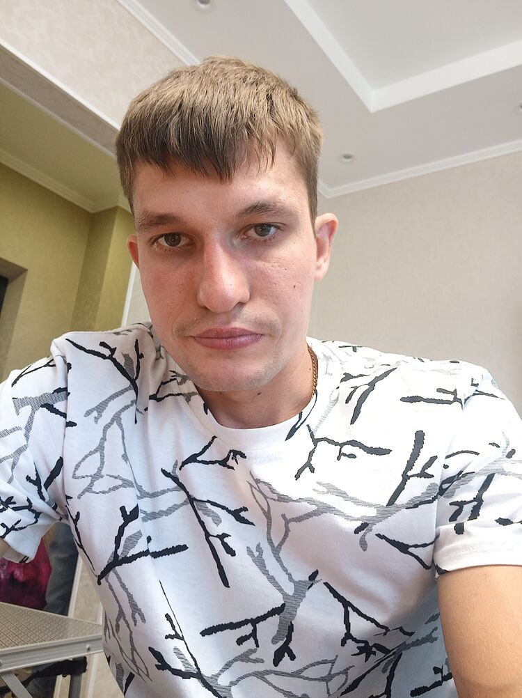  --,   Konstantin, 26 ,   ,   