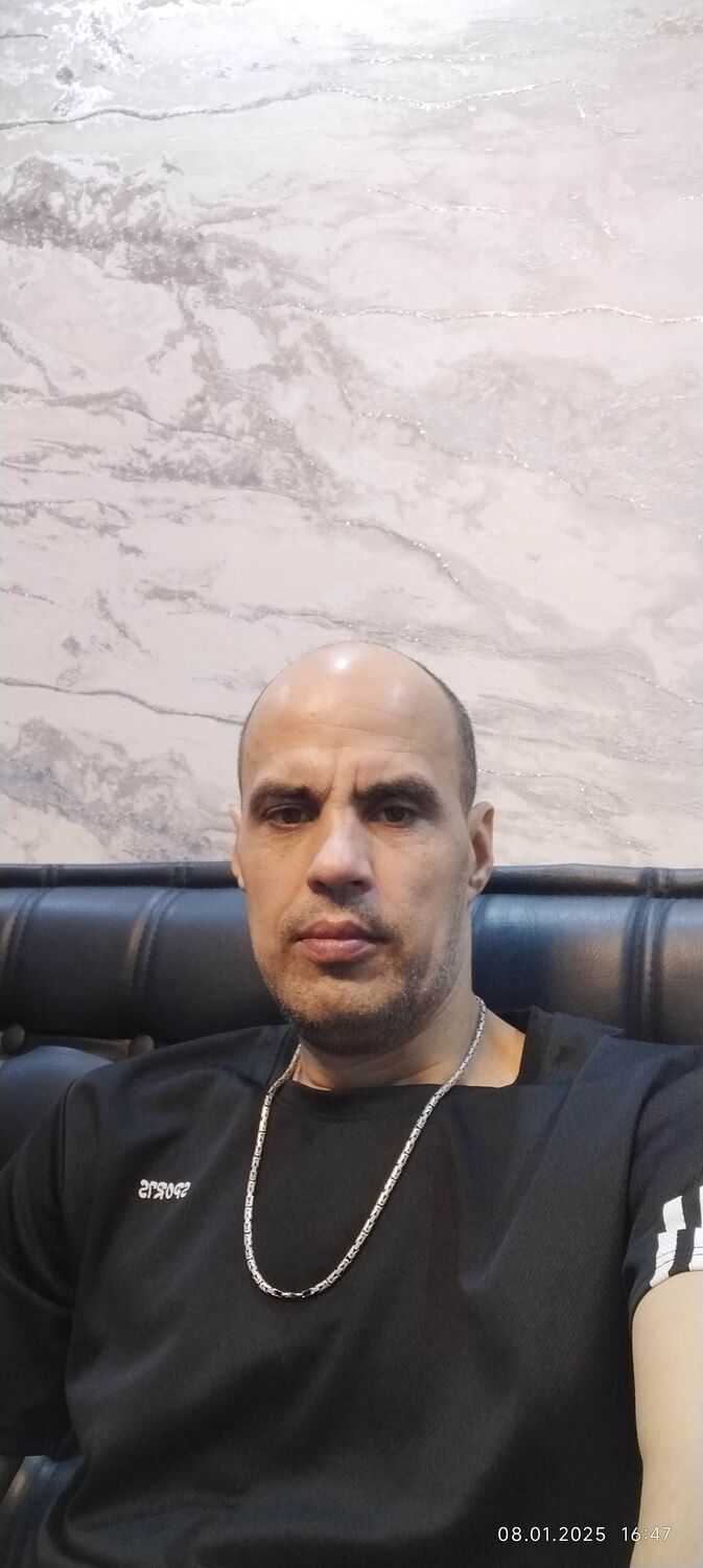  49379444  , 46 ,    