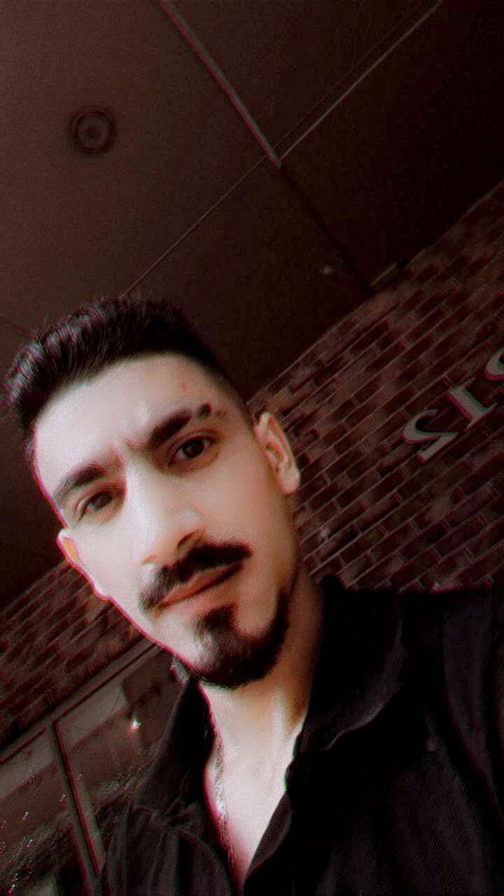  35678094  Khazim, 26 ,    