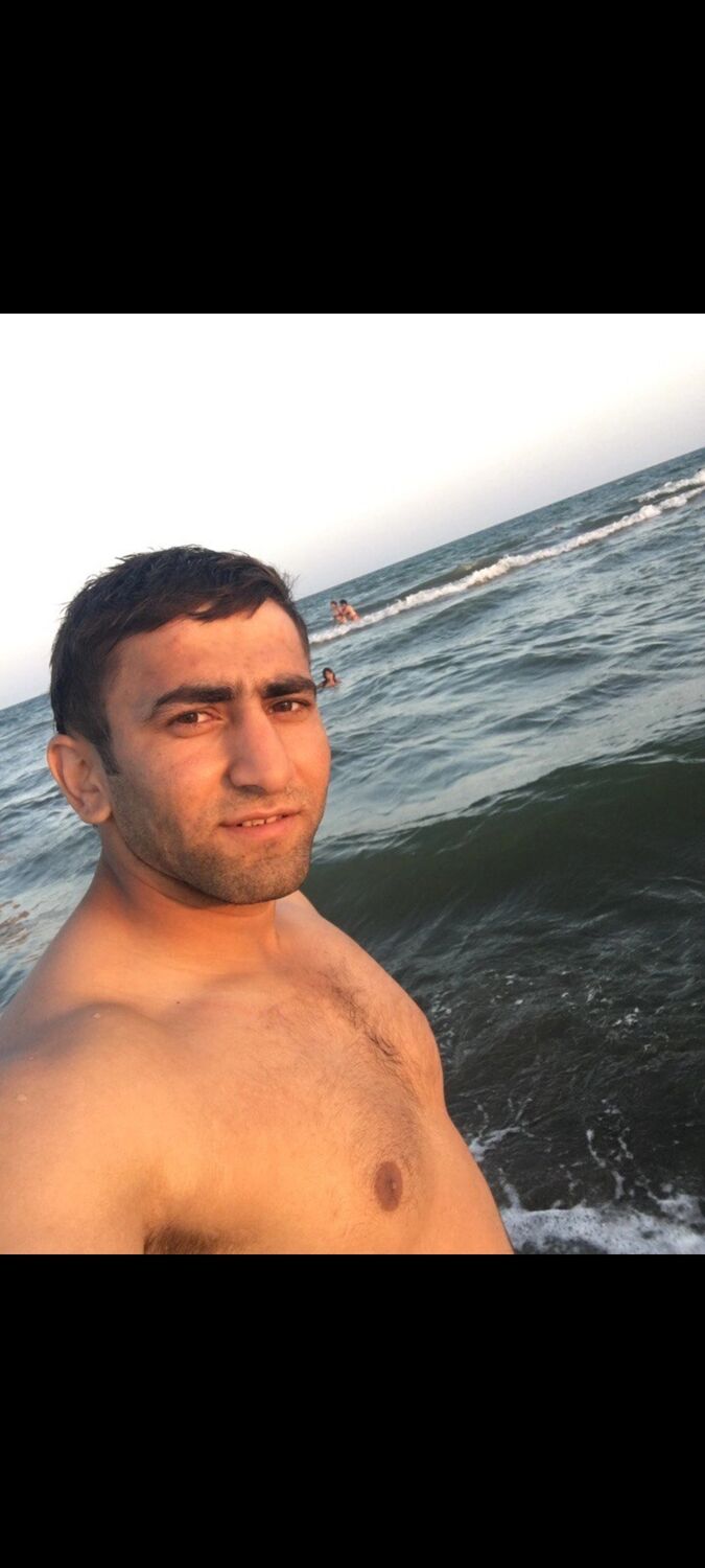  28669514  Kamil, 29 ,    