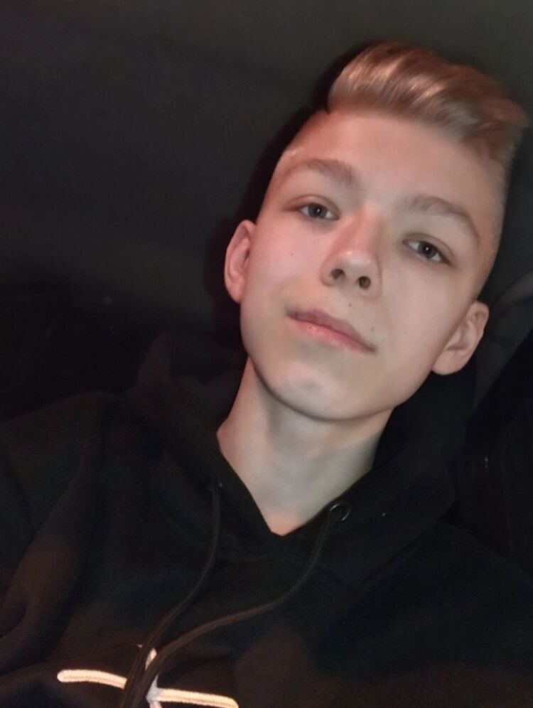  51444204  , 19 ,    