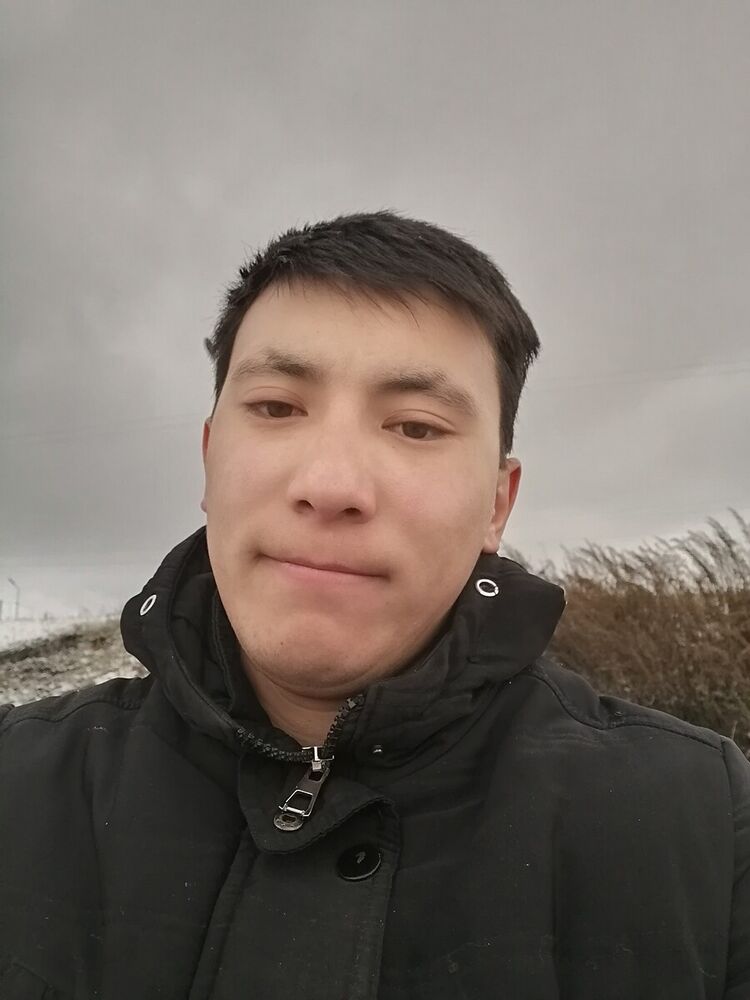  ,   Maksat, 28 ,     , c 
