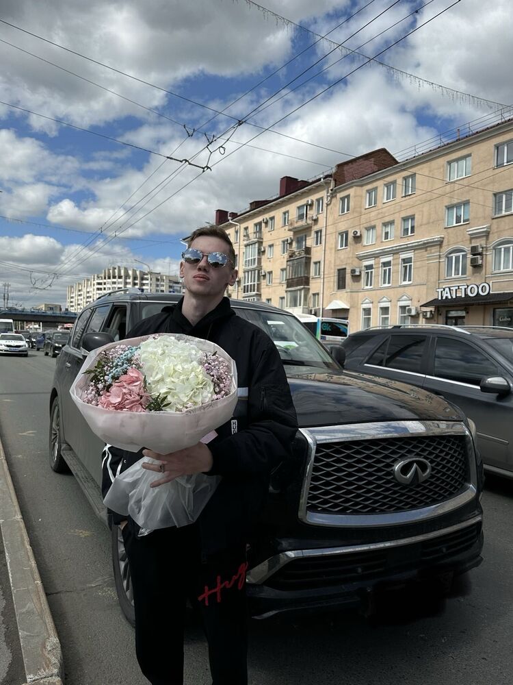  ,   Vlad, 23 ,   ,   