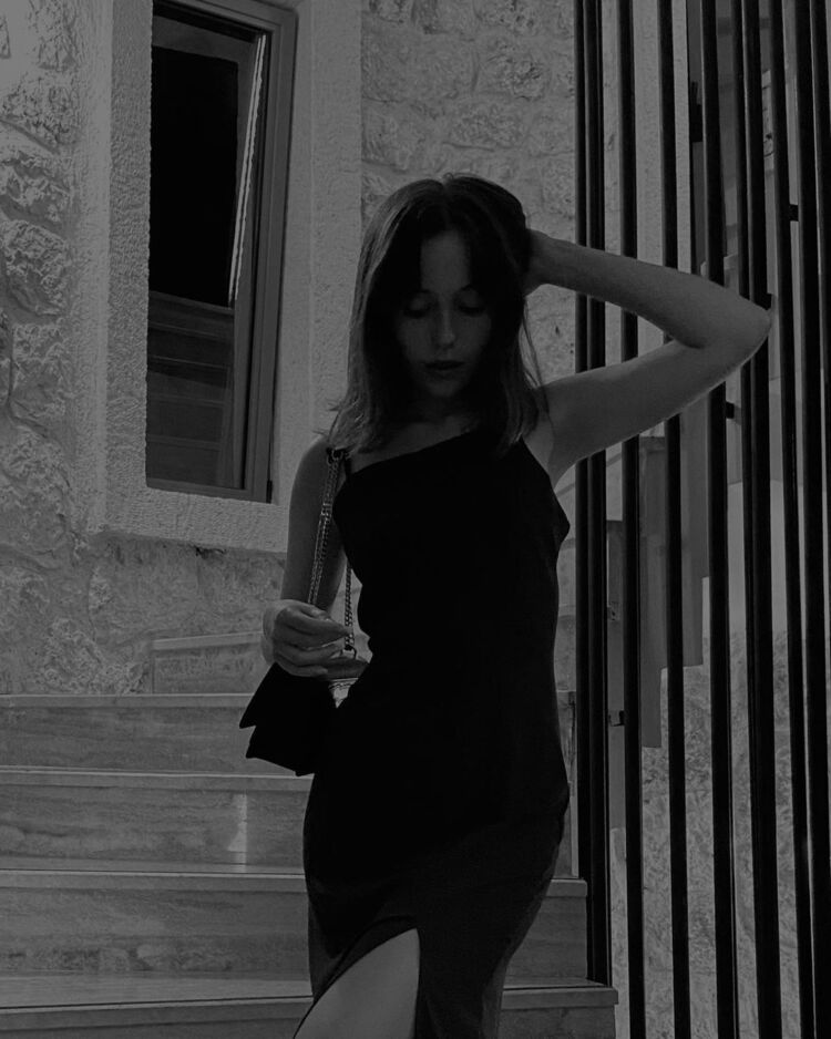  --,   , 28 ,   ,   