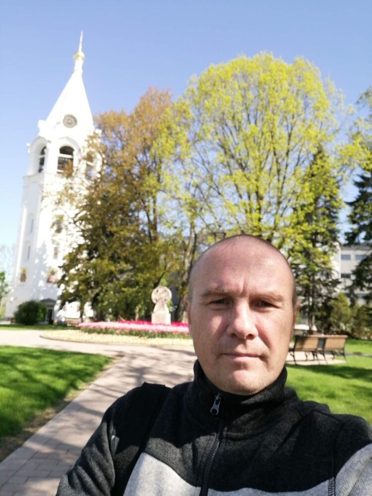   ,   Viktor, 45 ,   ,   , c , 