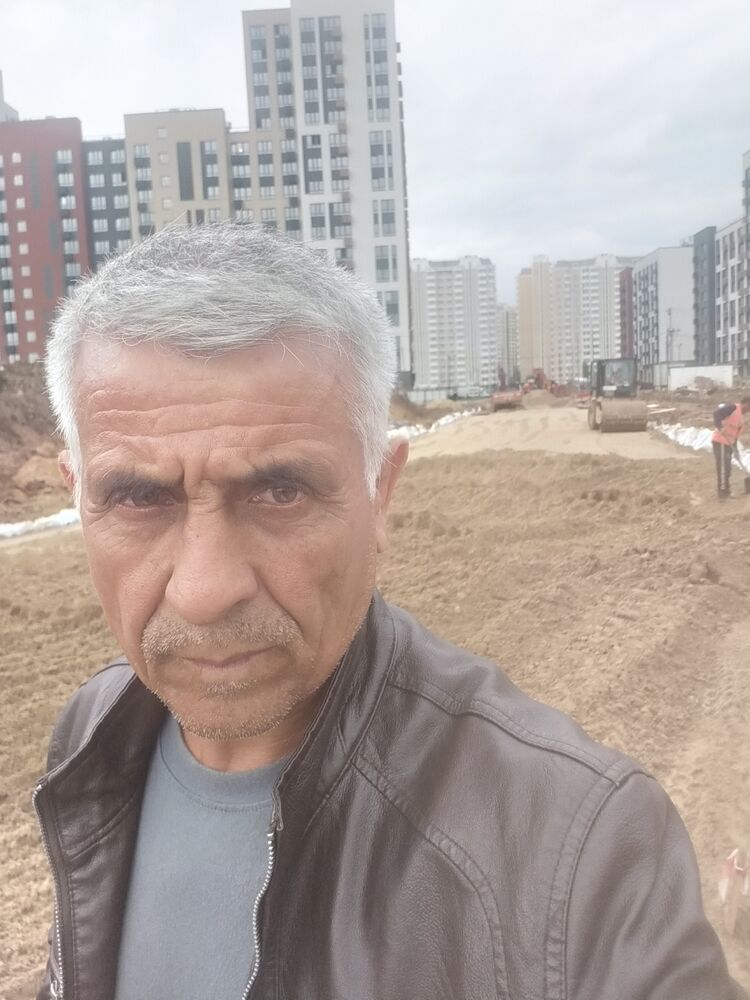  ,   Nurik, 62 ,   ,   