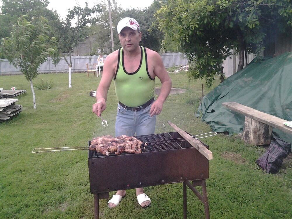  ,   Petru, 56 ,   