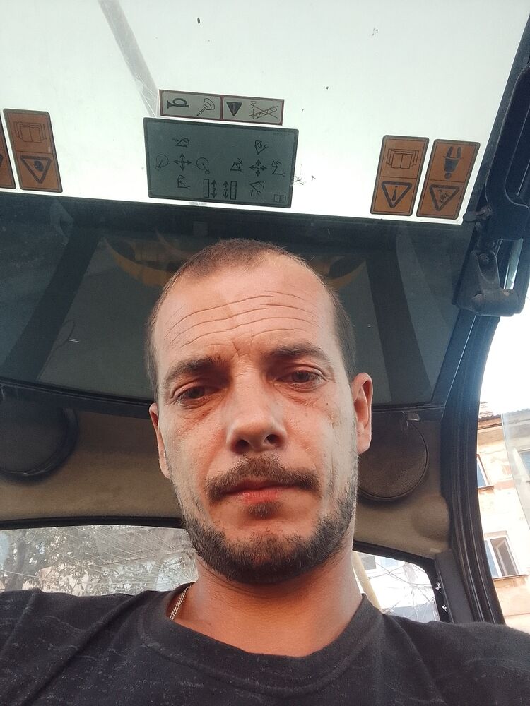  37546714  , 35 ,    