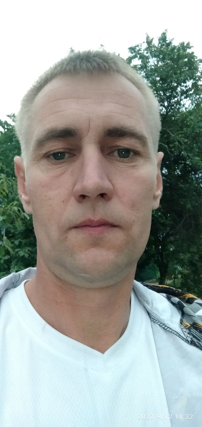  44877144  , 41 ,    