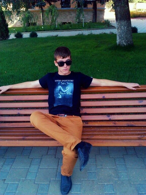  5342734  Aleksandru, 29 ,    