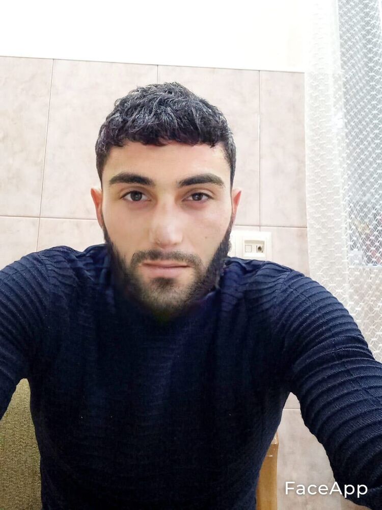  53643254  Yura, 30 ,    