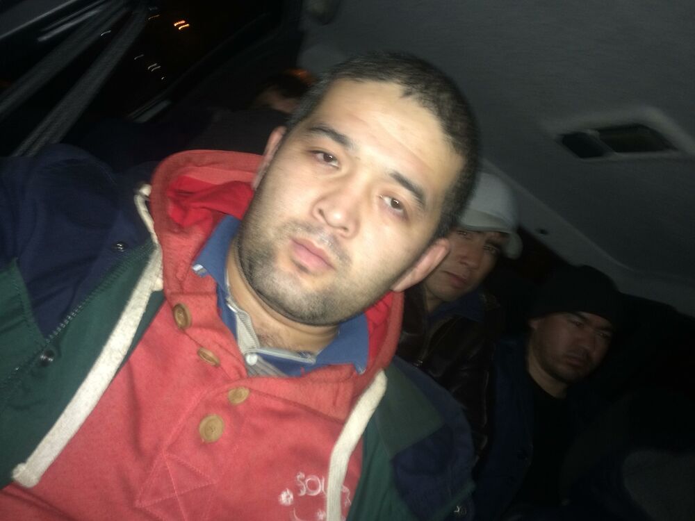 14865704  Ali, 38 ,    