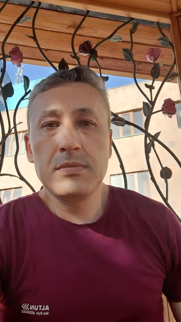  ,   Hrach, 46 ,   ,   