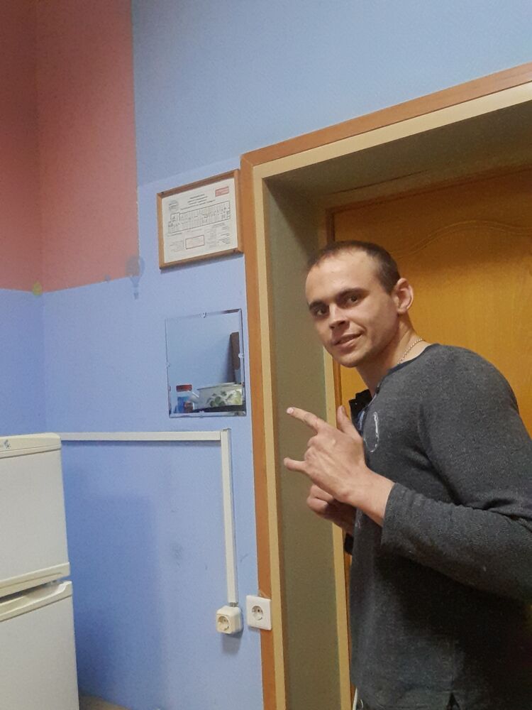  30421884  , 27 ,     