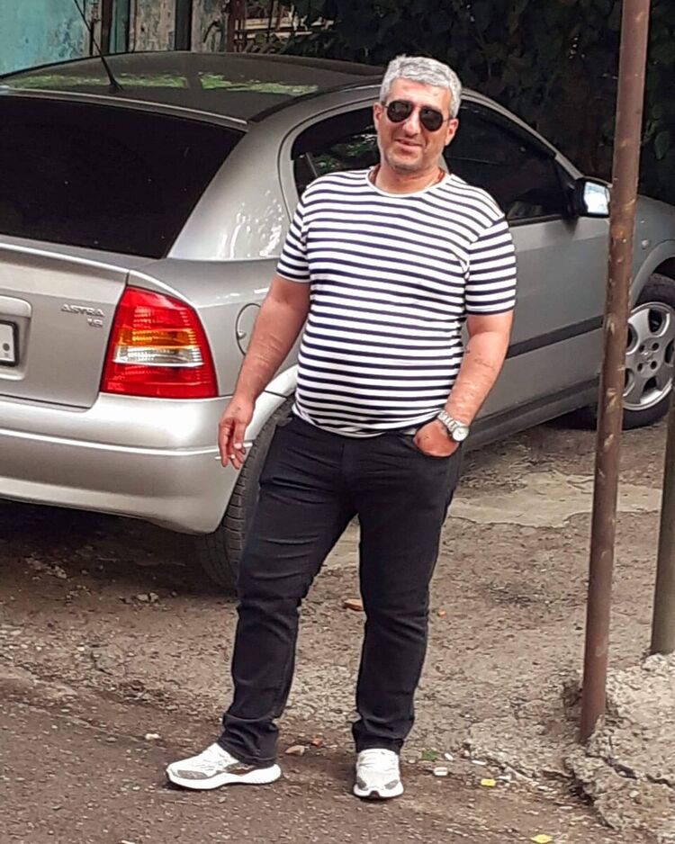  20272954  Beno, 43 ,    