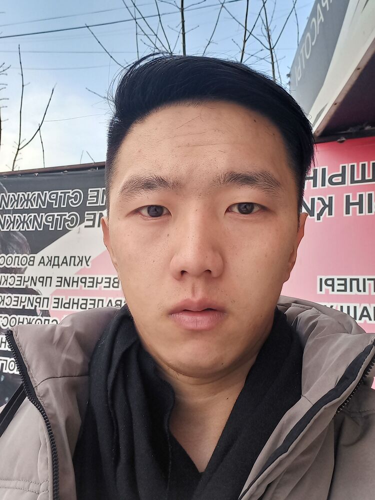  44369104  Omir, 27 ,    