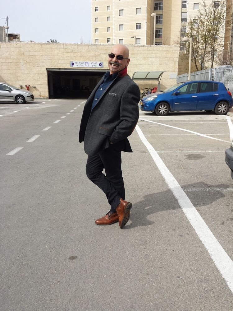  ,   Vladi, 60 ,     , c 