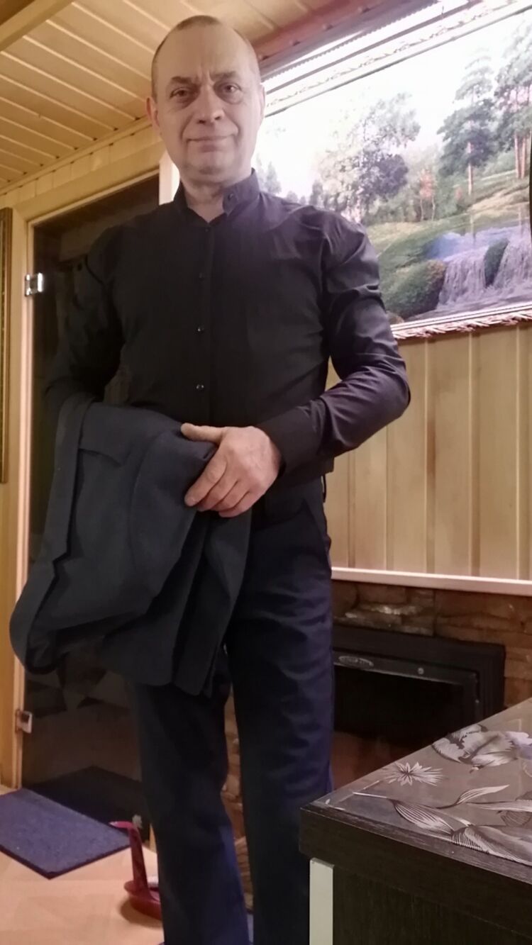  32018224  , 48 ,    